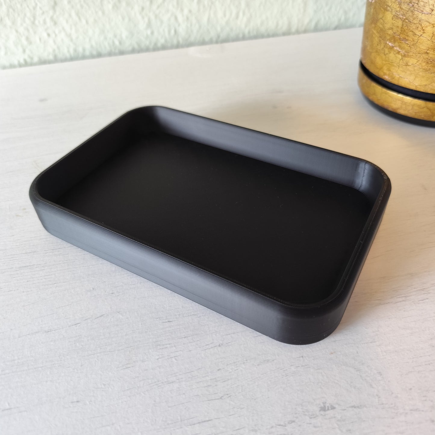 Modern Bricka – Minimalistisk Elegans