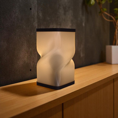 Torsion – Designlampa med tidlös elegans