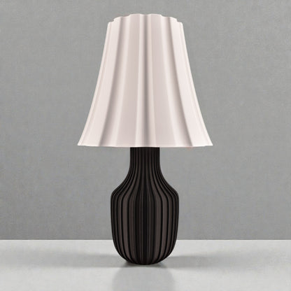 Vesper – Elegant bordslampa som skapar ombonad stämning